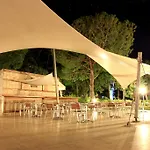 Vista Hill Hotel