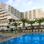 Vista Hill Hotel